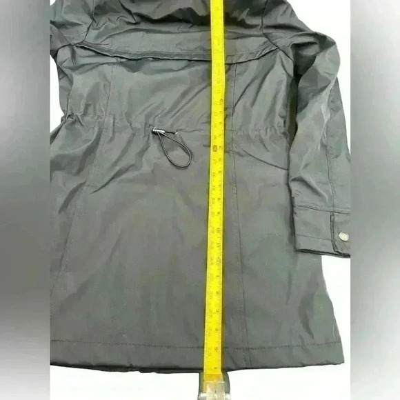 Weatherproof waterproof jacket. NWOT, size small. - Picture 10 of 10